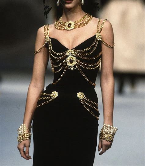 chanel black dress gold chains